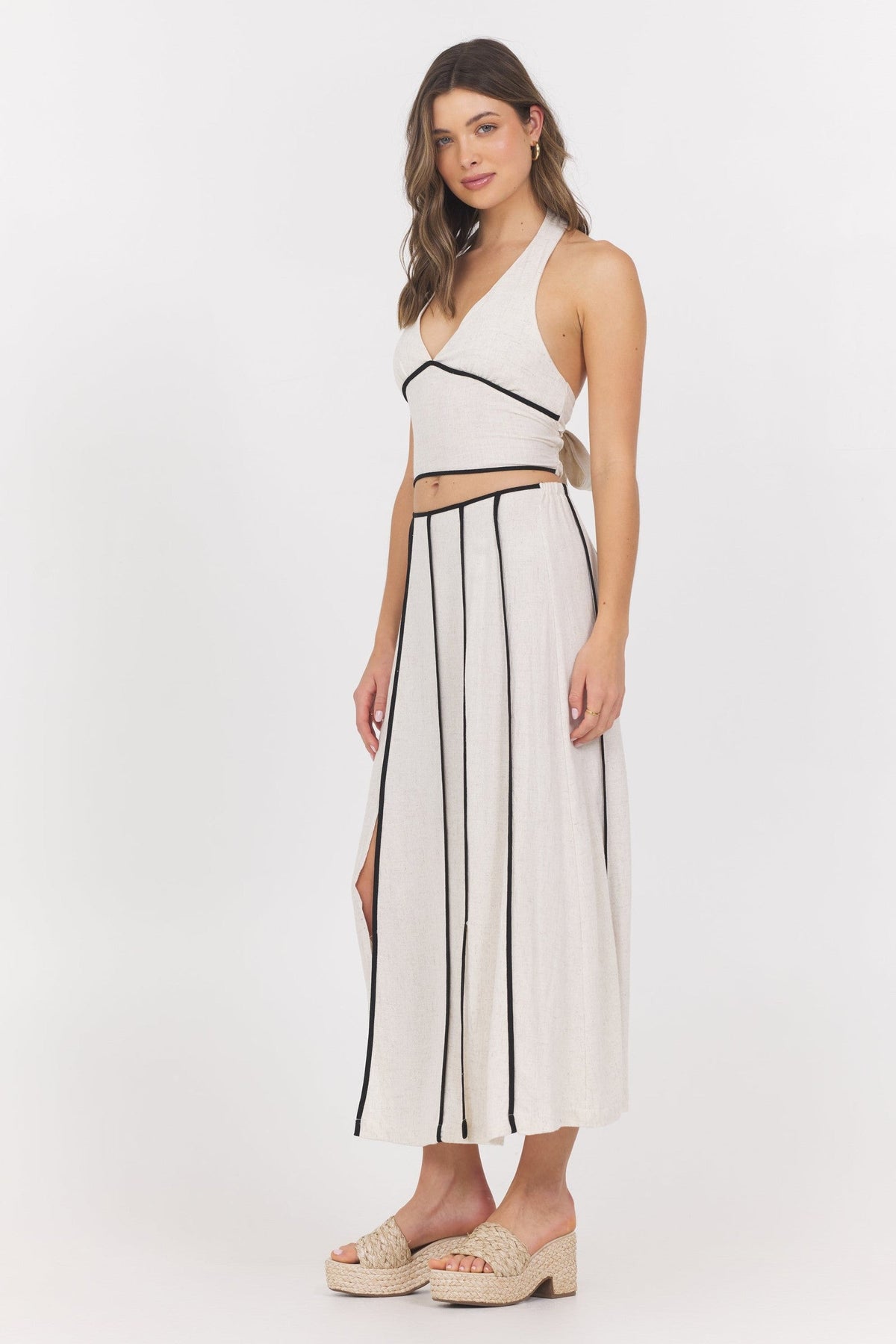 Linen Blend Halter Top w/ Piping