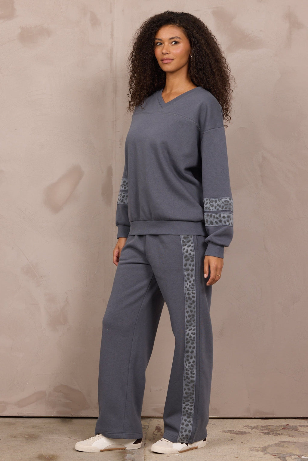 Fleece V-Neck w/ Leopard Trim