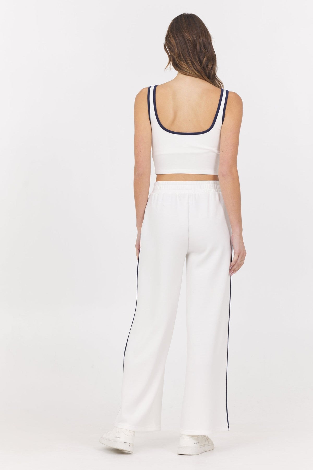 White Navy Cloud w/ Piping Tank