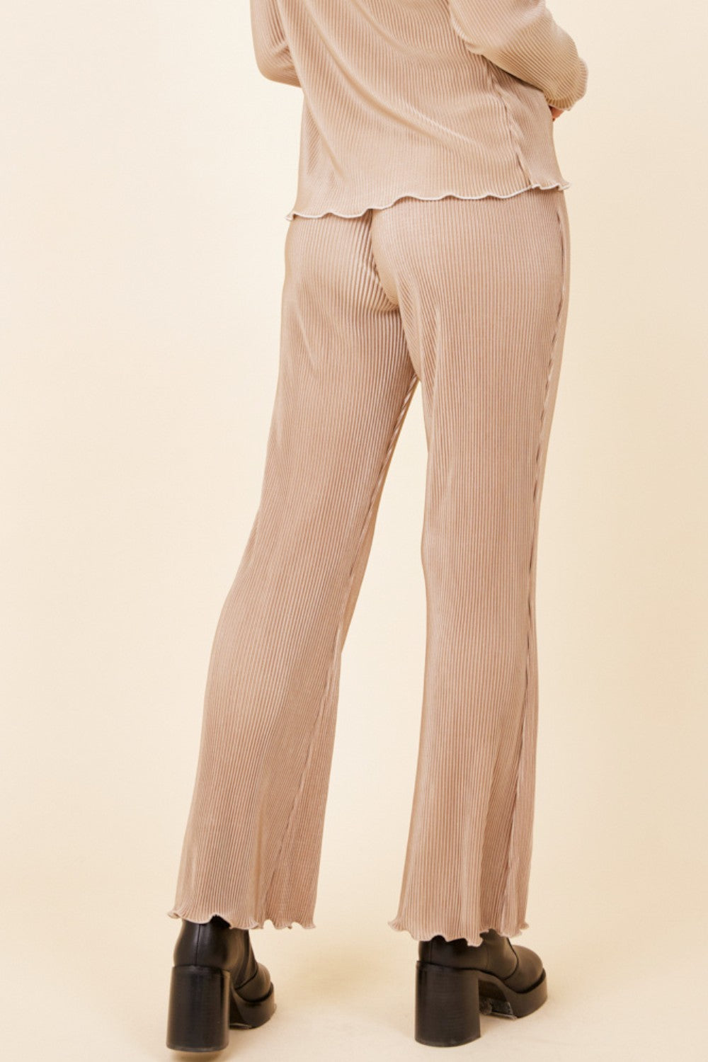 Taupe Lettuce Edge Pant