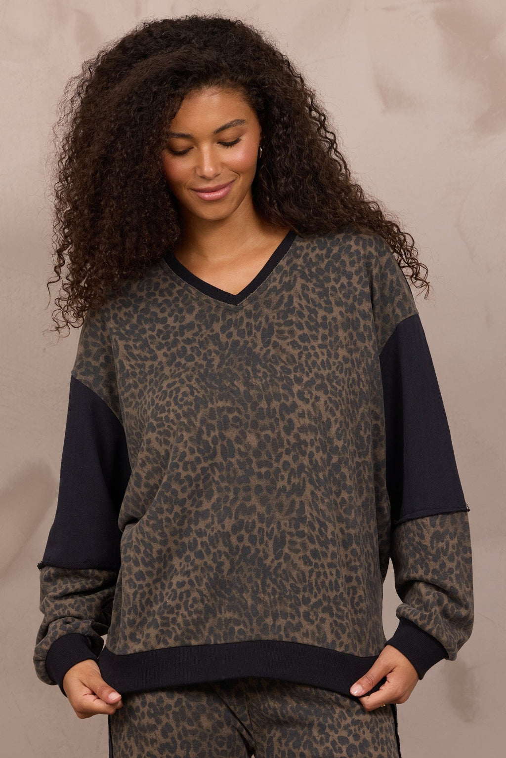 Printed Suede Terry Colorblock V-Neck