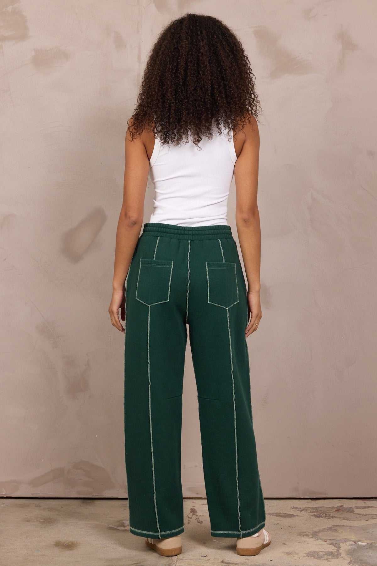 Barrell Pant w/ Contrast Stitching