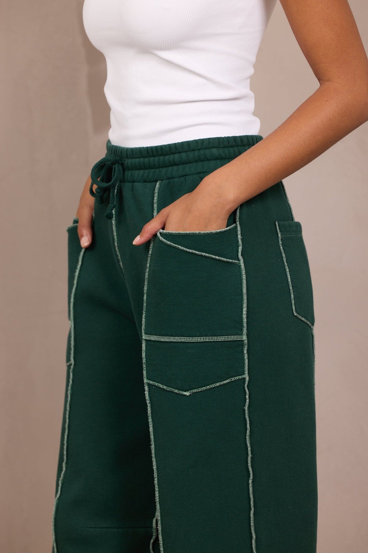 Barrell Pant w/ Contrast Stitching