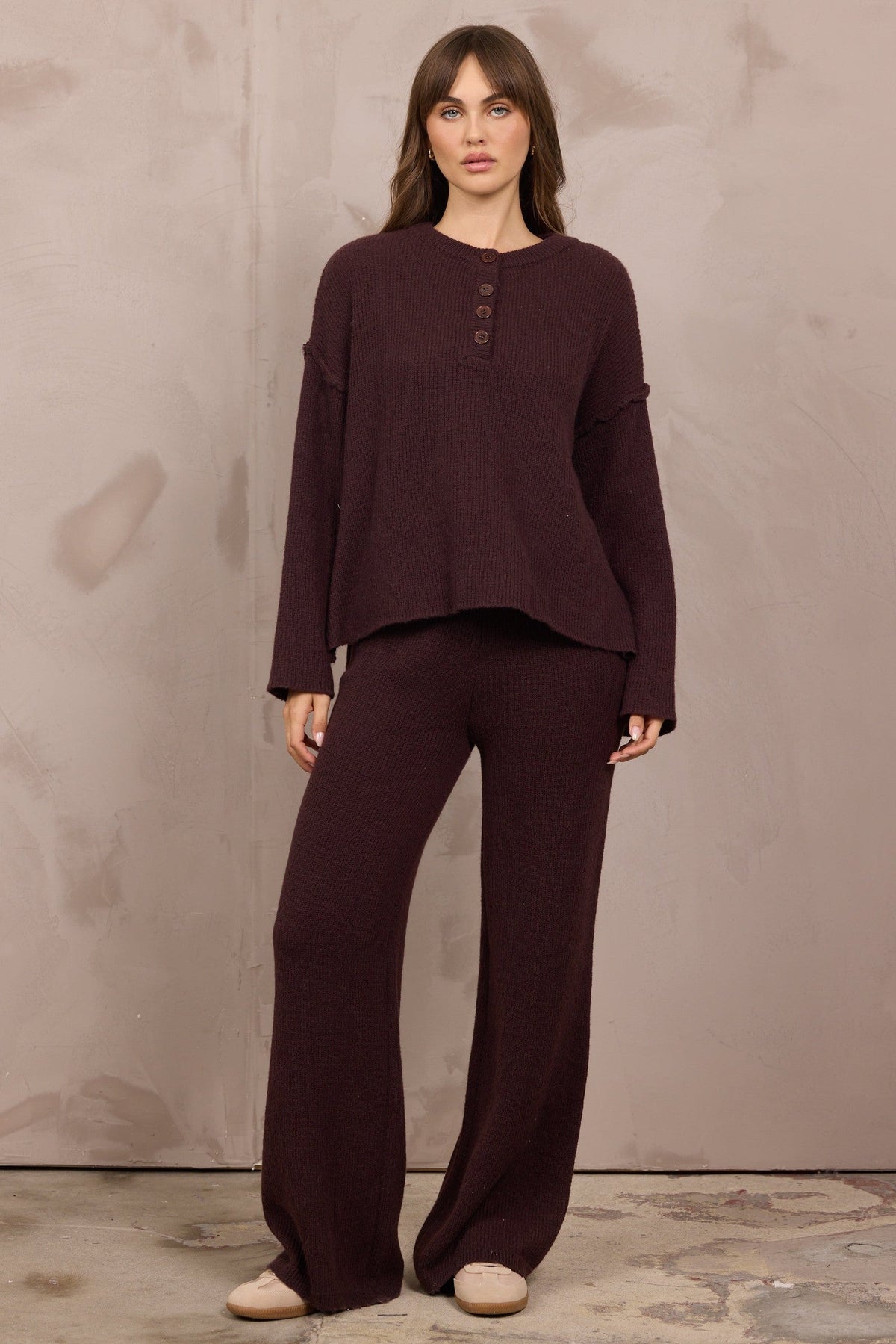 Sweater Terry Henley 2-Piece Set in Deep Wine