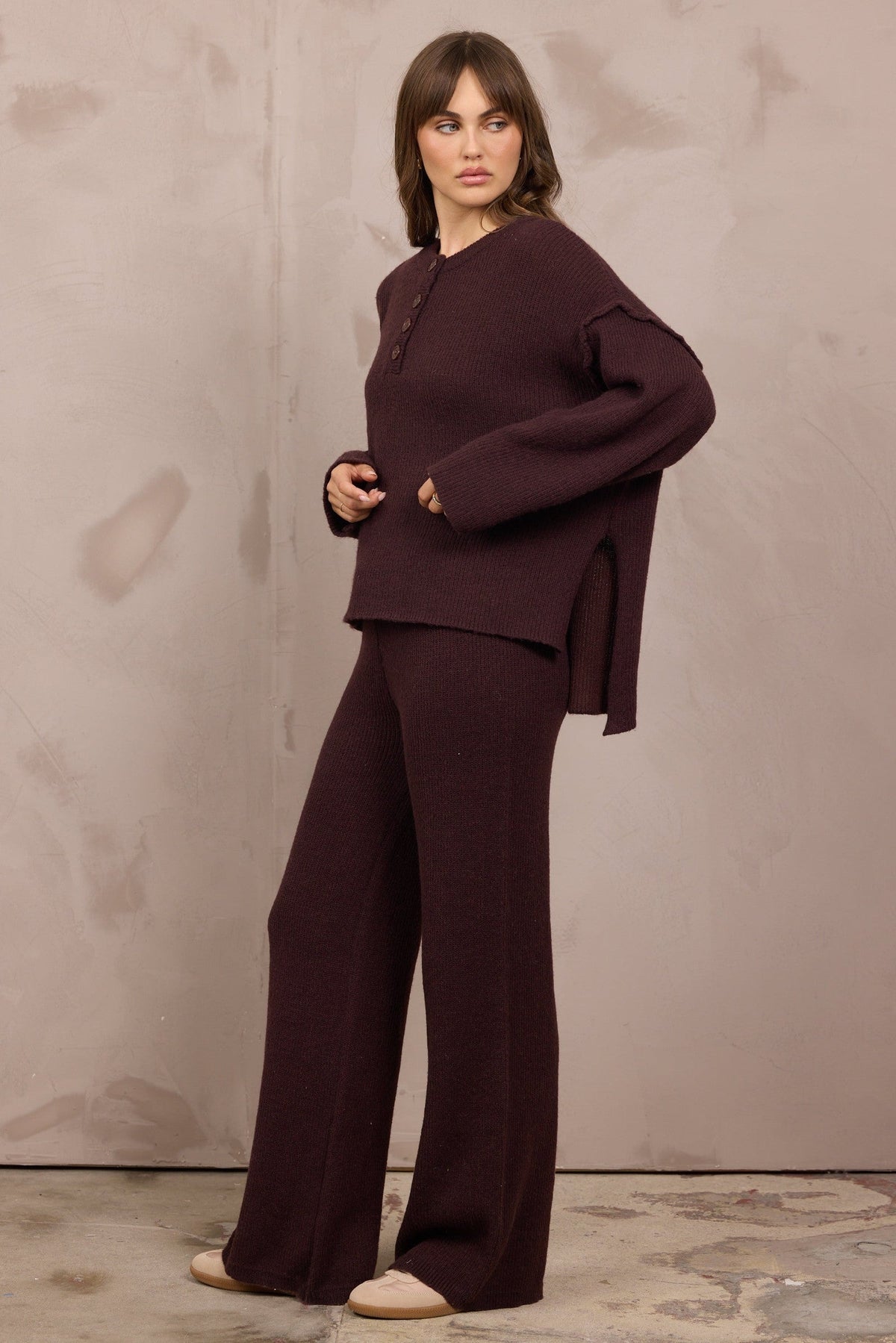 Sweater Terry Henley 2-Piece Set in Deep Wine