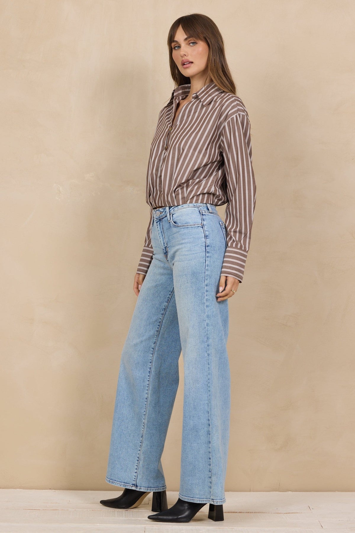 Collared Blouse w/ Elastic