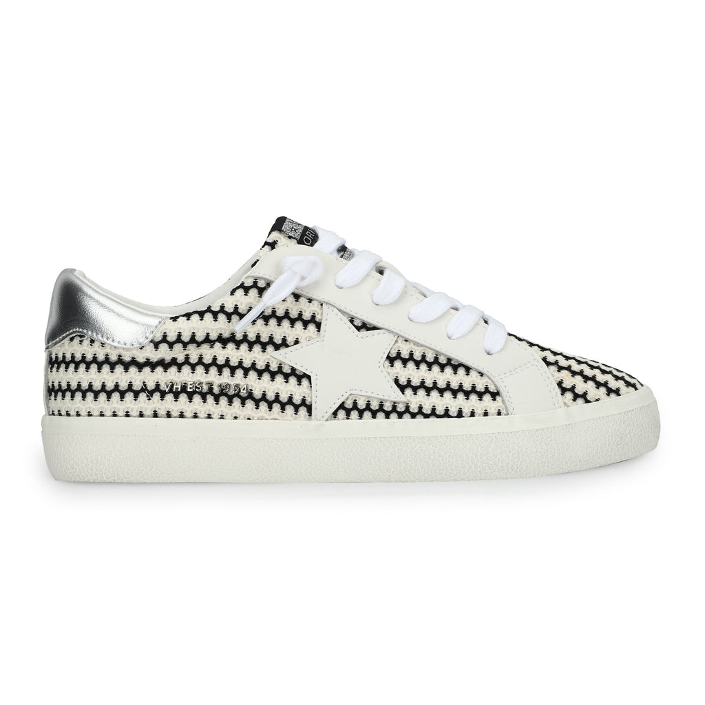 FLAIR 45 - BLACK/WHITE CROCHET