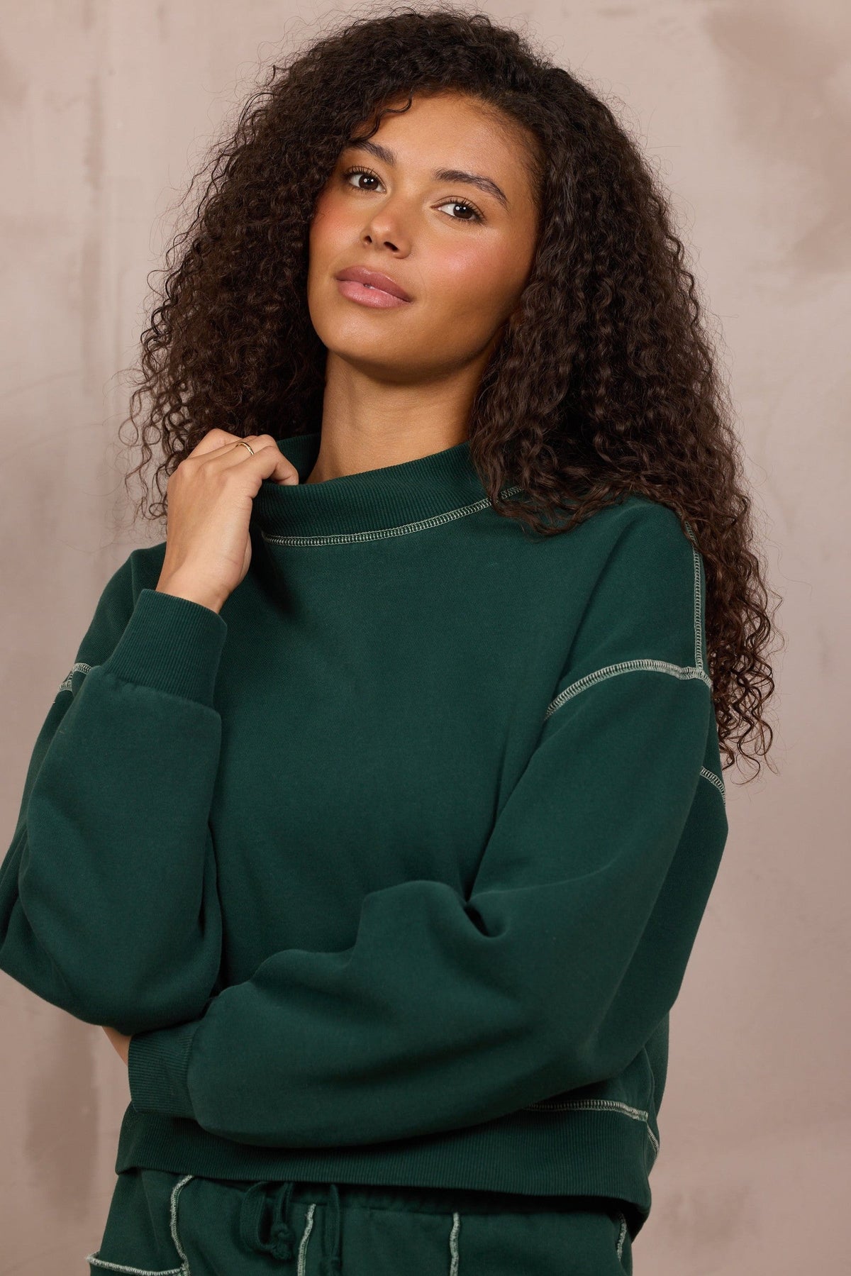 Garment Dye Mockneck 2-Piece Set in Pine Green w/ Ivory